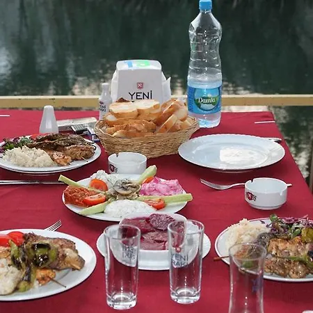 Homestay Ozlen Karadere (Aegean)