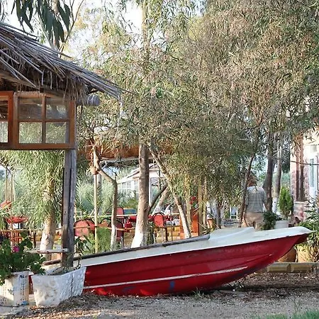 Ozlen Homestay